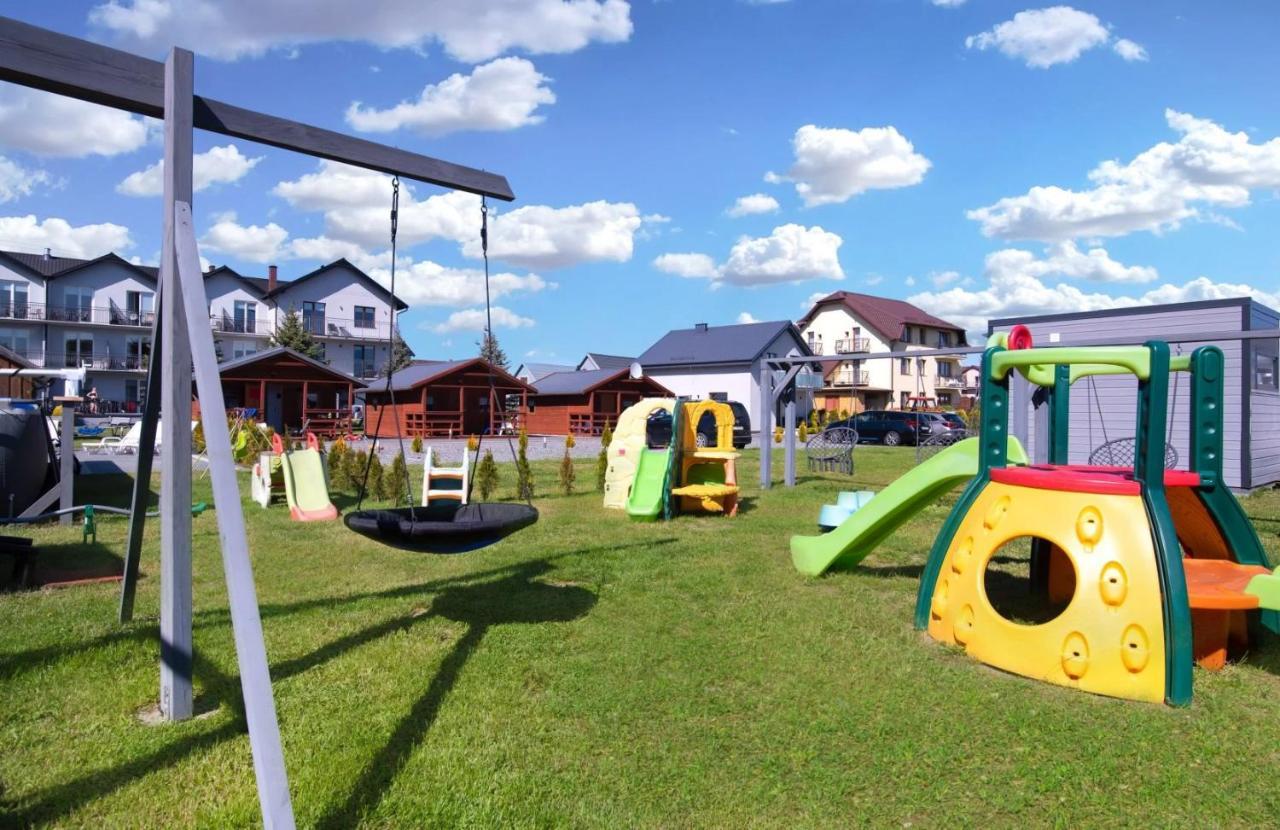 Alexandria - Domki, Apartamenty, Z Basenem Gasthof Karwia
